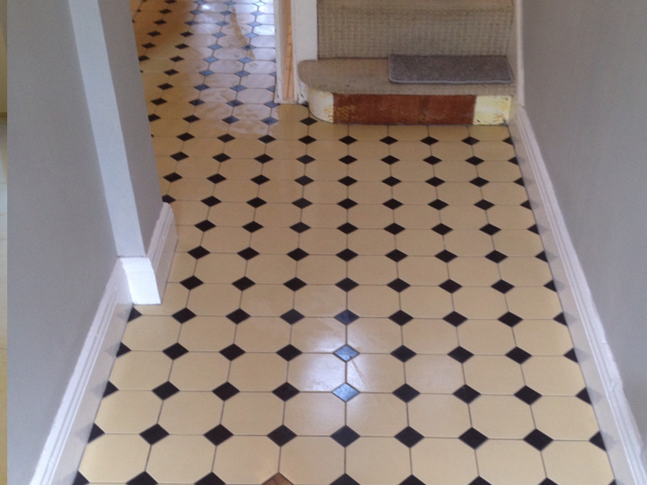 floor-tiler-cheltenham